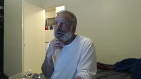 hairy man online show from January 2025 01:08:01 AM