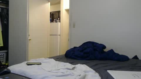 hairy man online show from March 2025 01:12:01 AM