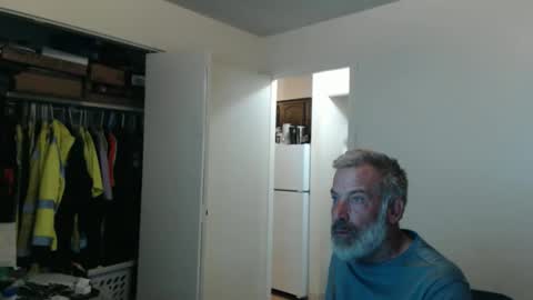 hairy man online show from October 2025 12:13:01 AM