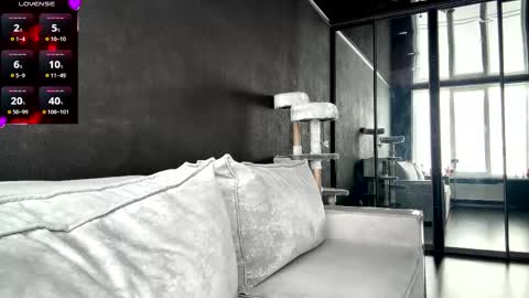 Snapshot of vestaszanto chatting on June 2026 02:28:01 PM Esta online show from June 2026 02:28:01 PM