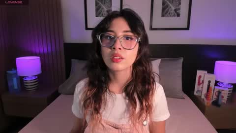 Anaya online show from October 2025 11:22:01 AM