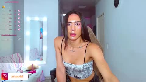 Ariana  online show from November 2025 08:07:01 PM