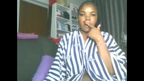 Snapshot of vibegoddess chatting on October 2025 03:57:01 AM tasha online show from October 2025 03:57:01 AM