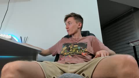 vibemygirl online show from December 2024 10:49:02 AM