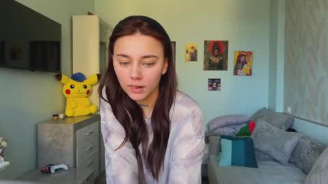 Snapshot of vibeshifter_ chatting on February 2026 10:25:01 AM Eleonora online show from February 2026 10:25:01 AM