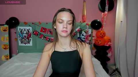 Snapshot of vickie_smith chatting on October 2025 08:33:01 AM vickie_smith online show from October 2025 08:33:01 AM