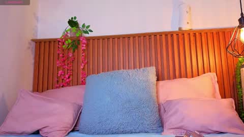 VICTORIA online show from October 2025 06:21:01 PM