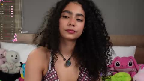 vicky_curly online show from November 2025 03:05:01 AM