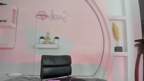 vicky_hottman online show from October 2025 04:16:01 AM