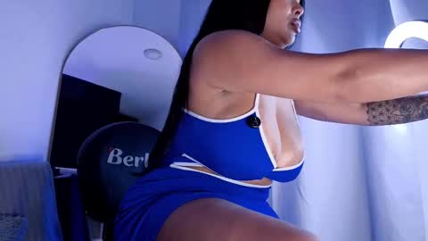 Vicky Greys online show from October 2025 06:59:01 PM