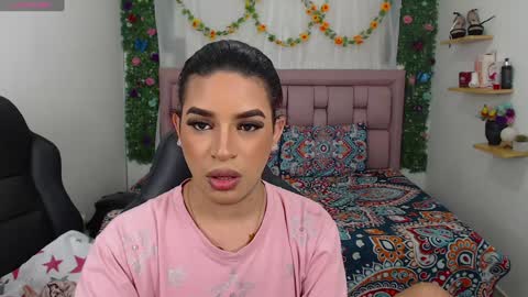 vickyxdany online show from December 2024 09:22:01 PM