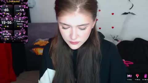 Snapshot of victiriadax chatting on November 2025 09:28:02 AM Victoria online show from November 2025 09:28:02 AM