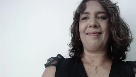Snapshot of victoria25_meester chatting on April 2026 01:57:02 PM Hi guys Im victoria Be the one who can control me in PVT online show from April 2026 01:57:02 PM