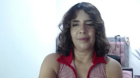 Snapshot of victoria25_meester chatting on June 2026 03:40:01 PM Hi guys Im victoria Be the one who can control me in PVT online show from June 2026 03:40:01 PM