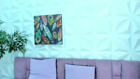 Victoria online show from February 2025 02:54:02 PM