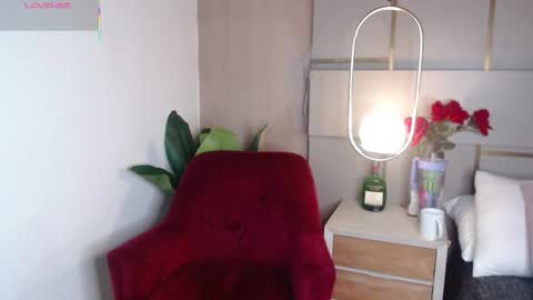 Snapshot of victoria_collinns chatting on October 2025 12:00:02 PM Victoria Collins online show from October 2025 12:00:02 PM