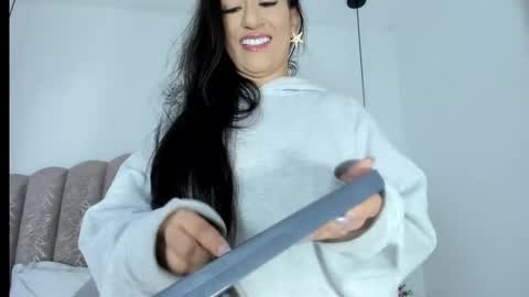 valentina online show from October 2025 11:41:02 AM