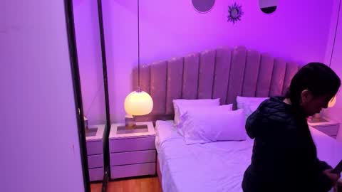 valentina online show from February 2026 12:06:01 PM