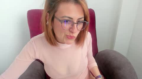 VICTORIA online show from September 2025 08:19:01 PM