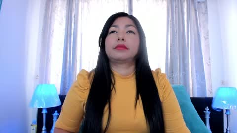 Snapshot of victoria_kim_lee chatting on May 2026 02:10:01 PM Victoria online show from May 2026 02:10:01 PM