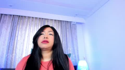 Snapshot of victoria_kim_lee chatting on May 2026 12:11:02 PM Victoria online show from May 2026 12:11:02 PM