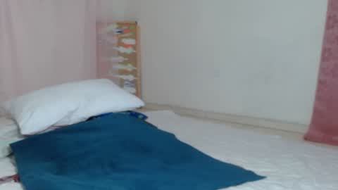 VICKY online show from December 2024 09:43:01 PM