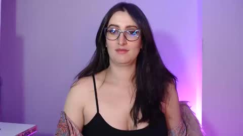 Snapshot of victoria_riider chatting on December 2024 08:21:02 PM Victoria online show from December 2024 08:21:02 PM