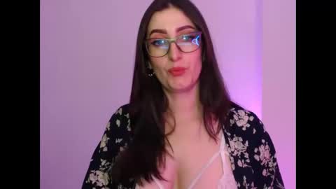 Snapshot of victoria_riider chatting on January 2025 07:59:02 PM Victoria online show from January 2025 07:59:02 PM