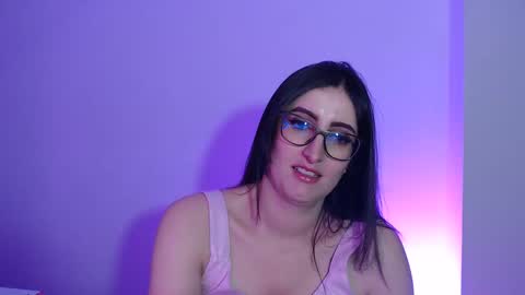 Snapshot of victoria_riider chatting on January 2025 11:39:01 PM Victoria online show from January 2025 11:39:01 PM