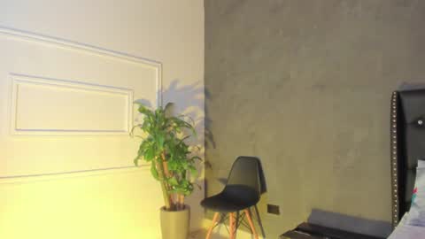 Snapshot of victoria_vallejo_01 chatting on June 2026 12:22:01 PM Victoria online show from June 2026 12:22:01 PM