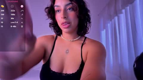 victoriaamelie online show from February 2026 08:43:01 PM