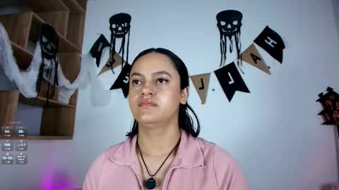 Victoria online show from October 2025 11:00:02 AM