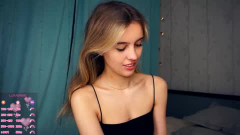 Anasteisha  Day Helen  Night online show from October 2025 07:42:02 PM