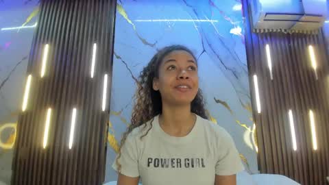 Snapshot of victoriaduarte chatting on June 2026 08:14:02 PM Victoria online show from June 2026 08:14:02 PM