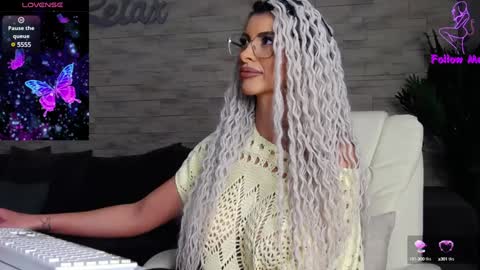 Victoria online show from December 2024 01:21:01 AM