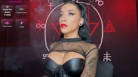 Victoria Vampire online show from November 2025 03:16:02 AM