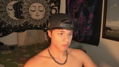 Snapshot of victorino_jhonson chatting on February 2025 12:19:02 AM Victorino Jhonson online show from February 2025 12:19:02 AM