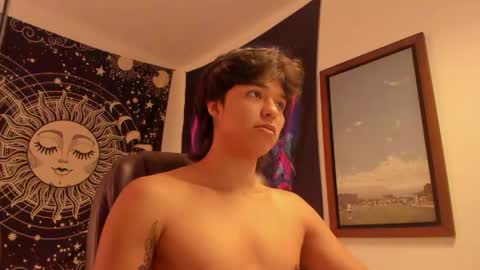 Snapshot of victorino_jhonson chatting on April 2026 02:20:01 PM Victorino Jhonson online show from April 2026 02:20:01 PM