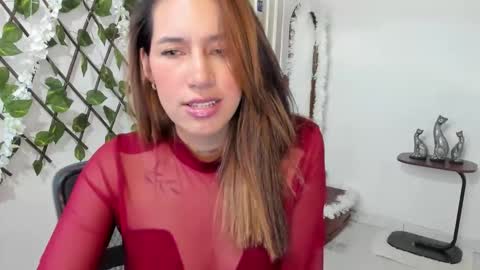 Snapshot of victorya_sweet3 chatting on December 2025 02:37:01 PM Victoria online show from December 2025 02:37:01 PM