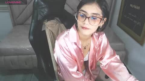 Snapshot of victorycat_v chatting on May 2026 01:49:02 PM Live 1000pm 600am COLOMBIAN HOUR online show from May 2026 01:49:02 PM