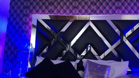 victtoria lee online show from November 2025 08:08:01 PM