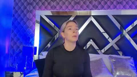 victtoria lee online show from December 2025 07:41:01 PM