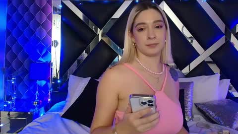 victtoria lee online show from May 2026 12:51:02 AM