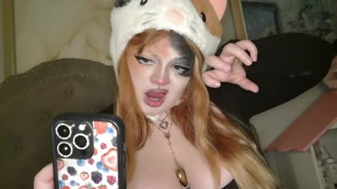 Snapshot of viennavisabelle chatting on May 2026 04:30:01 AM viennavisabelle online show from May 2026 04:30:01 AM