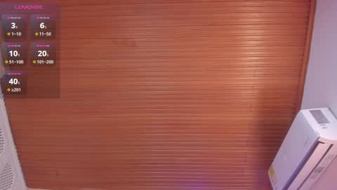 Viiolett online show from March 2025 02:41:01 AM