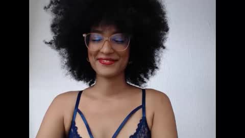 Snapshot of viiolettaaa chatting on April 2026 08:50:02 PM viiolettaaa online show from April 2026 08:50:02 PM