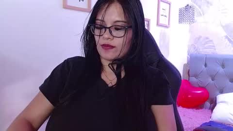 Snapshot of viiolleta chatting on February 2025 06:23:02 PM viioleta online show from February 2025 06:23:02 PM