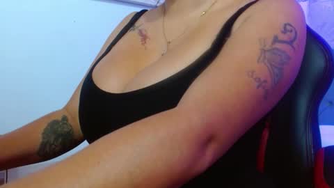 viioleta online show from January 2026 12:21:02 PM