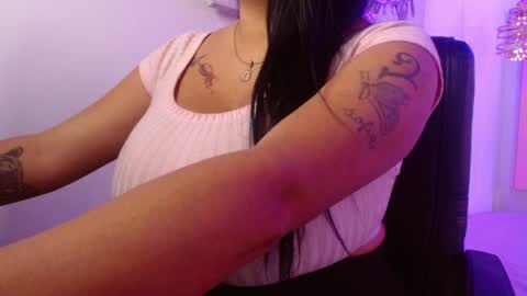 Snapshot of viiolleta chatting on May 2026 12:31:02 PM viioleta online show from May 2026 12:31:02 PM