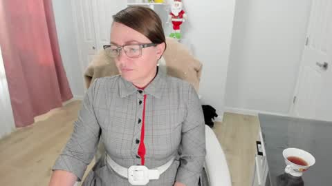 Ukrainian-woman online show from December 2024 03:04:01 PM